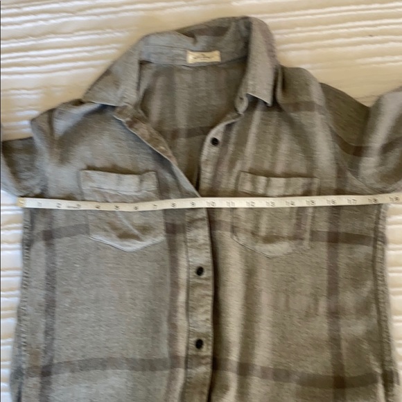 ❌SOLD Tobi Gray Plaid Flannel (Thread and Supply) - Picture 11 of 16